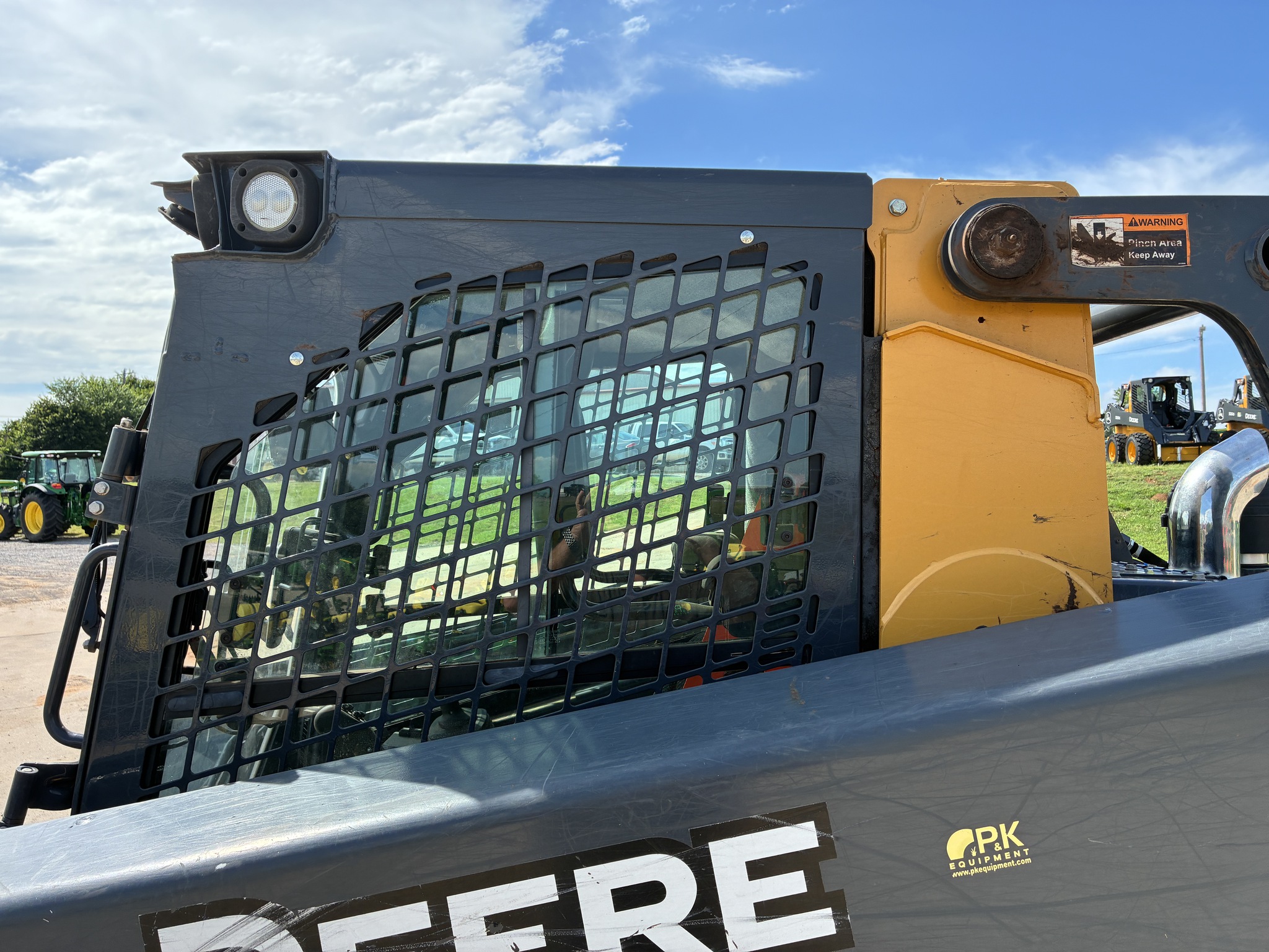 2019 John Deere 333G Image 22