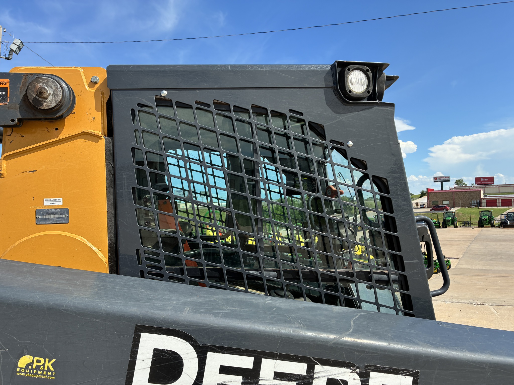 2019 John Deere 333G Image 23