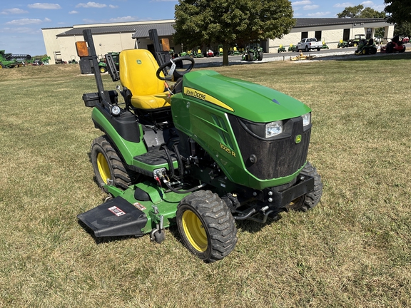 Used 2021 John Deere 1025R Compact Utility Tractors at Koenig Equipment in Urbana, OH - Photo3