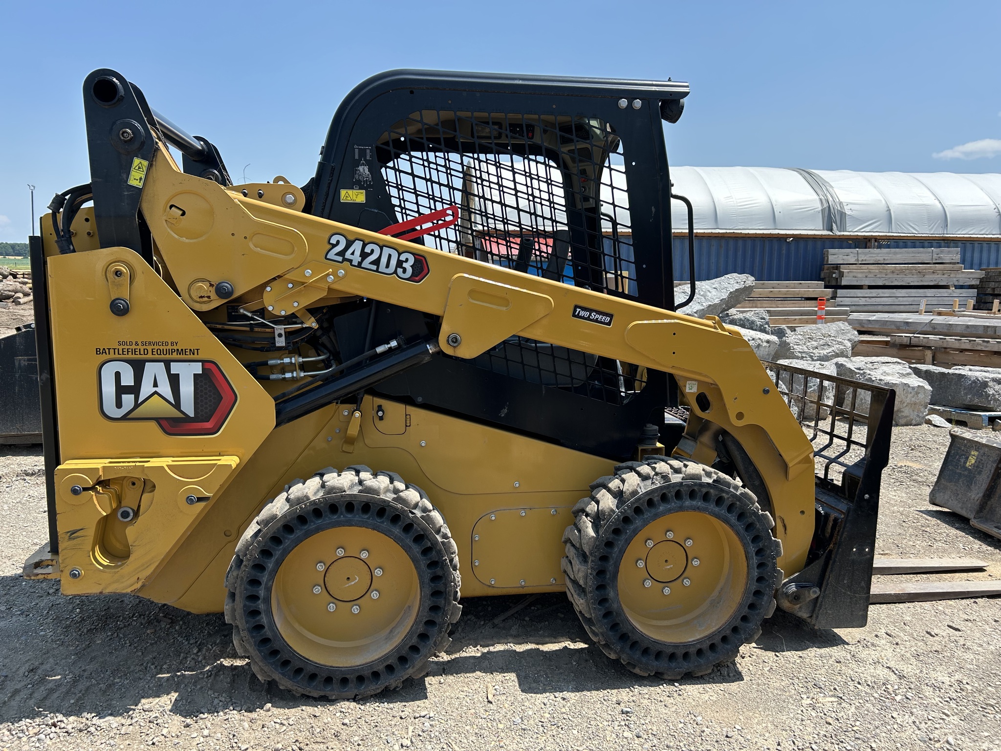 2019 Caterpillar 242D Image 3
