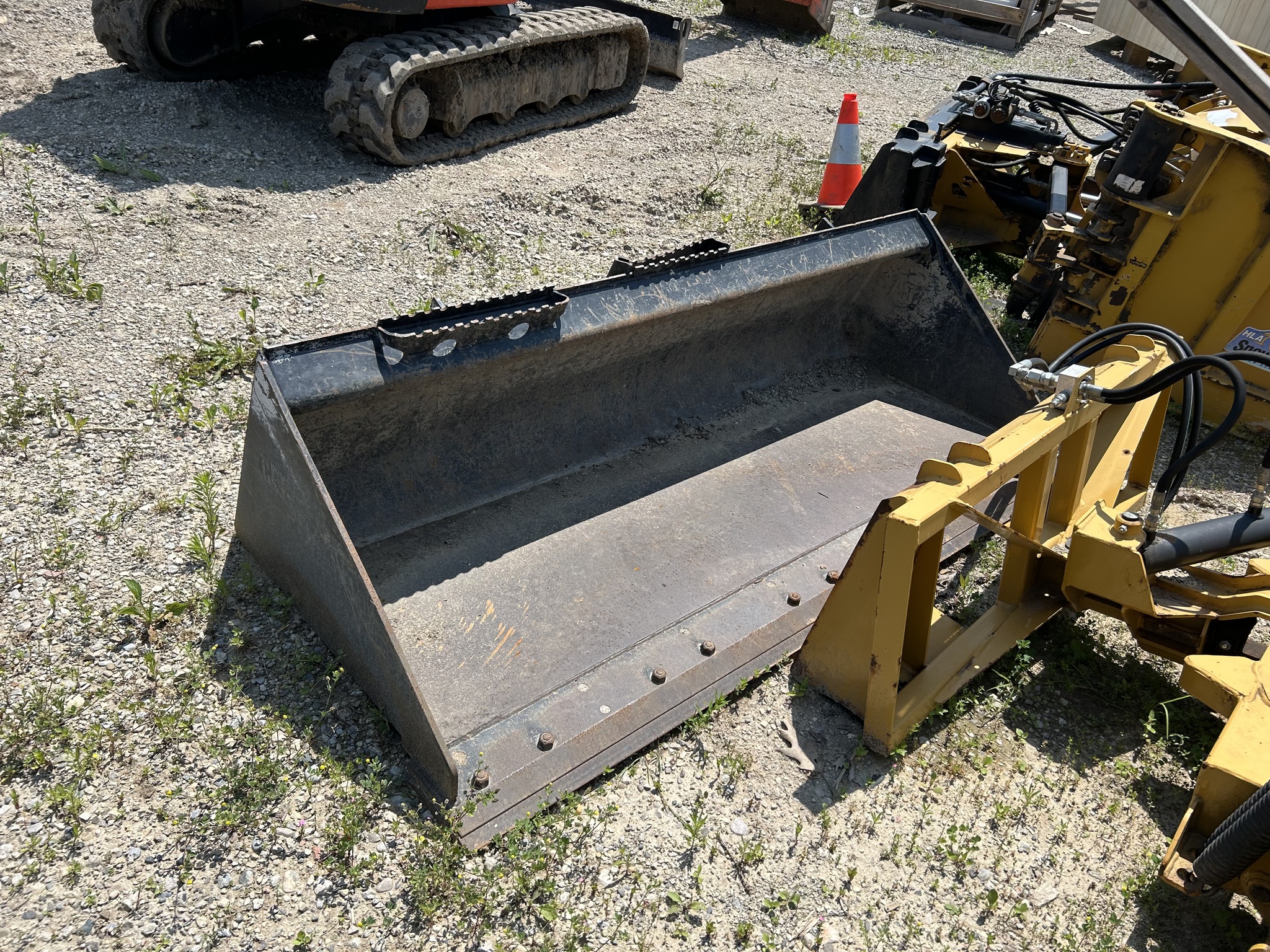 2019 Caterpillar 242D Image 12