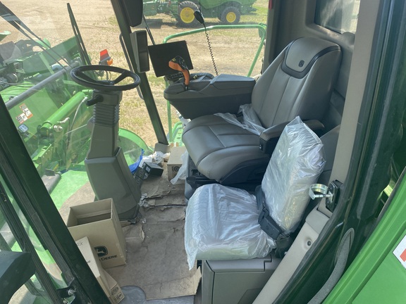 2024 John Deere X9 1100 - Photo21