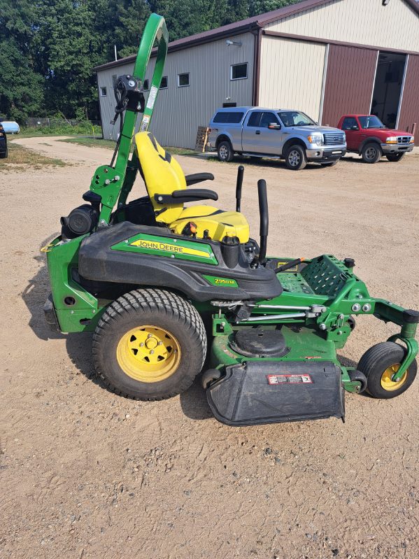 2021 John Deere Z950M Image 1