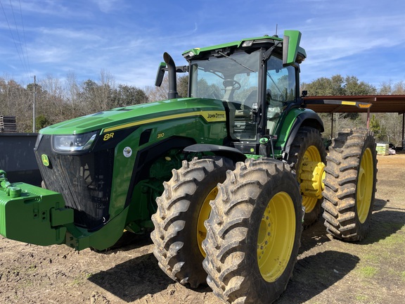 2024 John Deere 8R 310 Photo 3
