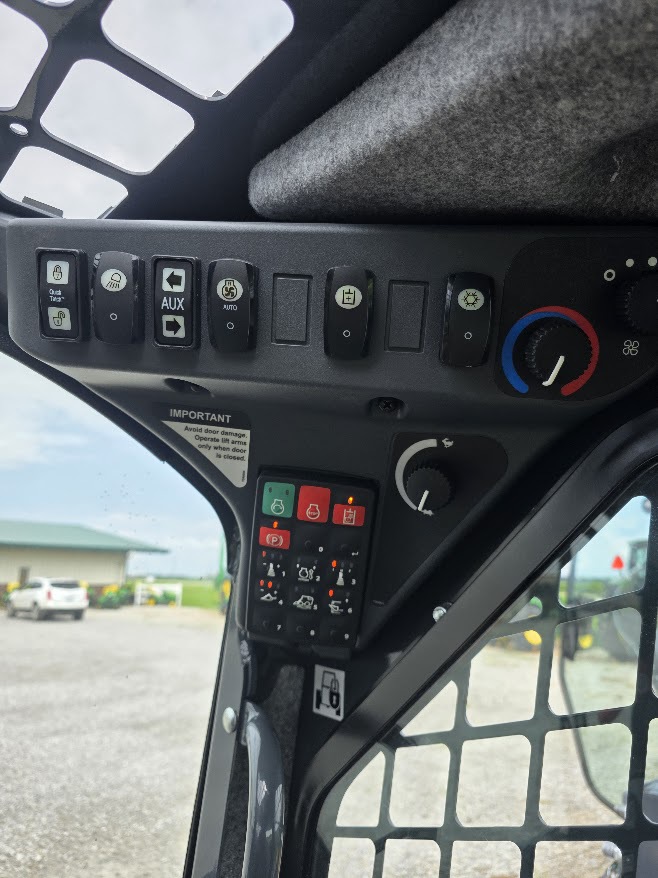2024 John Deere 325G Image 8