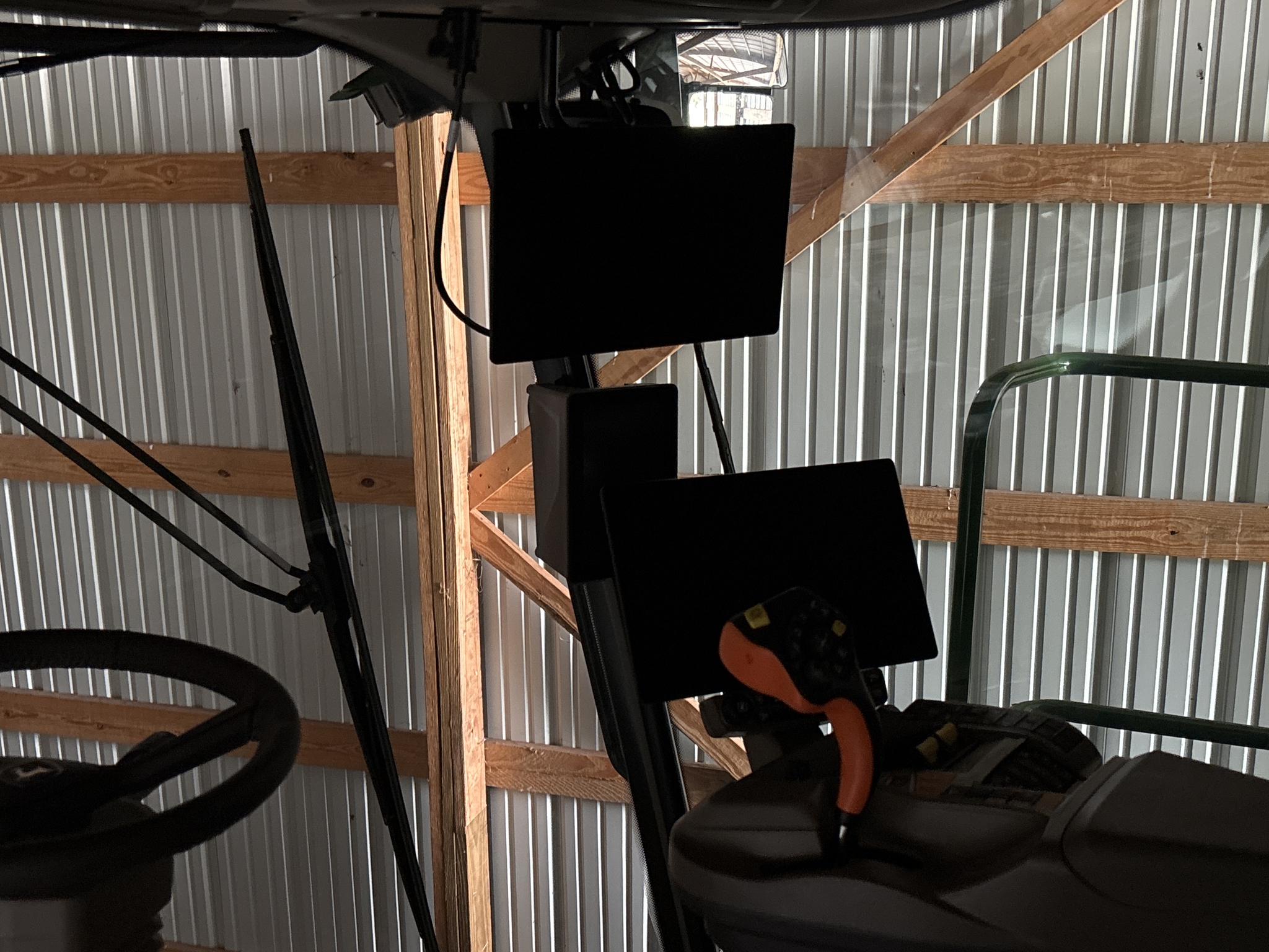 Used 2025 John Deere S7 700 Combines at Koenig Equipment in Urbana, OH - PhotoXL5