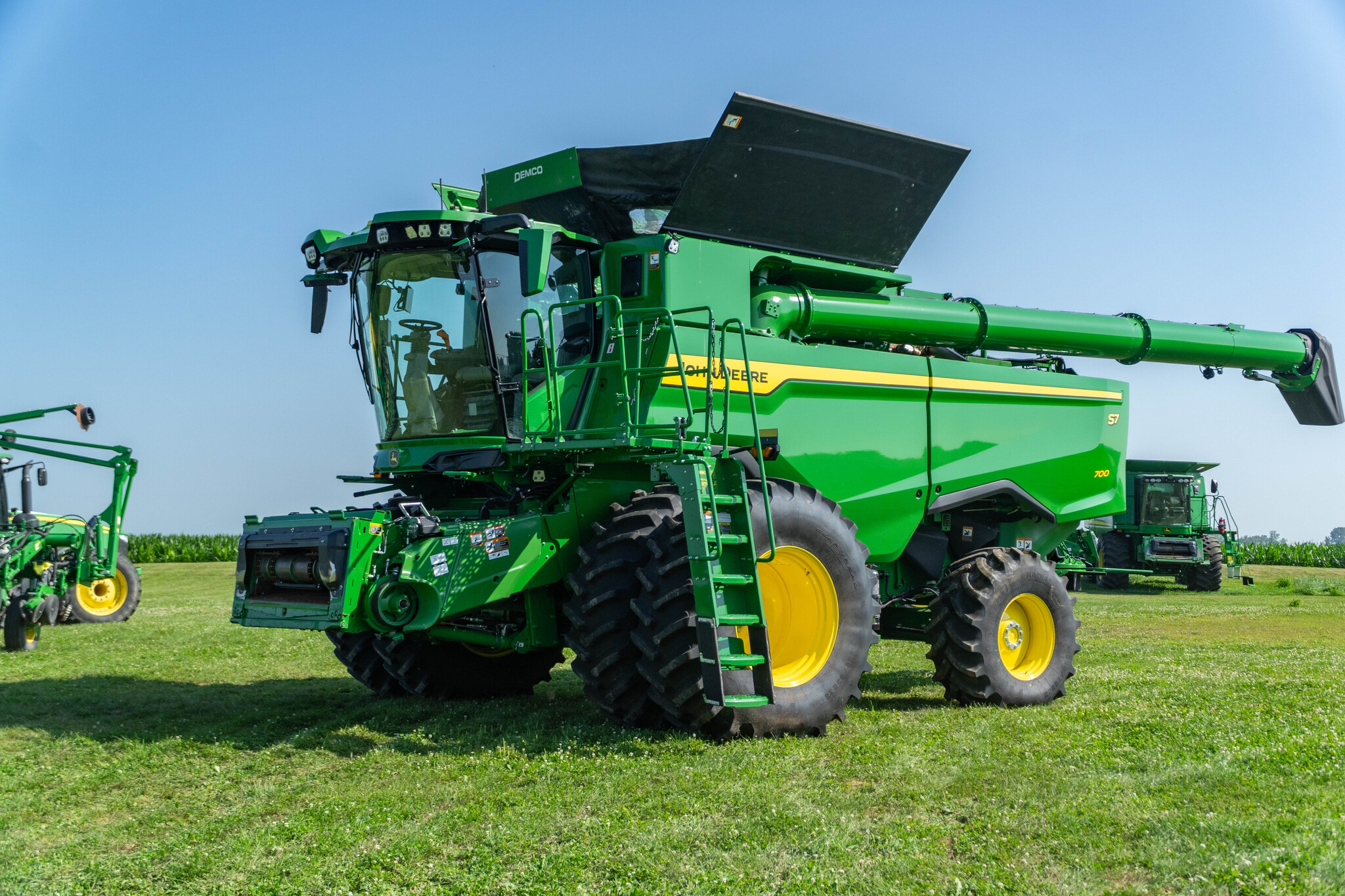 Used 2025 John Deere S7 700 Combines at Koenig Equipment in Urbana, OH - PhotoXL0