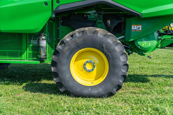 Used 2025 John Deere S7 700 Combines at Koenig Equipment in Urbana, OH - Photo9
