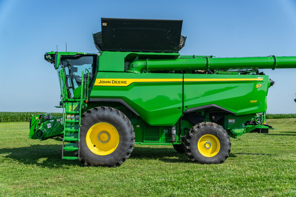 Used 2025 John Deere S7 700 Combines at Koenig Equipment in Urbana, OH - Photo1