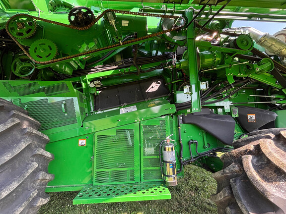 Used 2025 John Deere S7 700 Combines at Koenig Equipment in Urbana, OH - Photo25