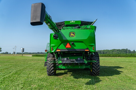 Used 2025 John Deere S7 700 Combines at Koenig Equipment in Urbana, OH - Photo3