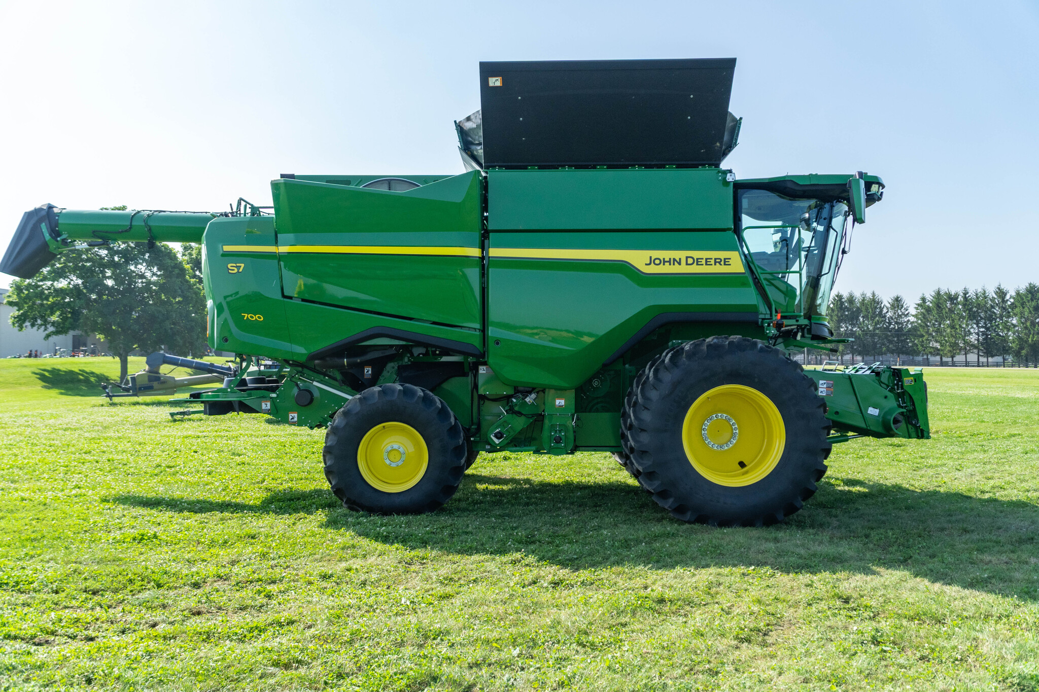 Used 2025 John Deere S7 700 Combines at Koenig Equipment in Urbana, OH - PhotoXL5