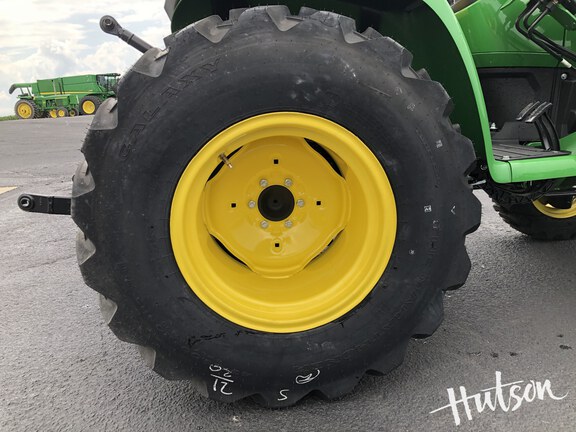 Photo of 2024 John Deere 3038E