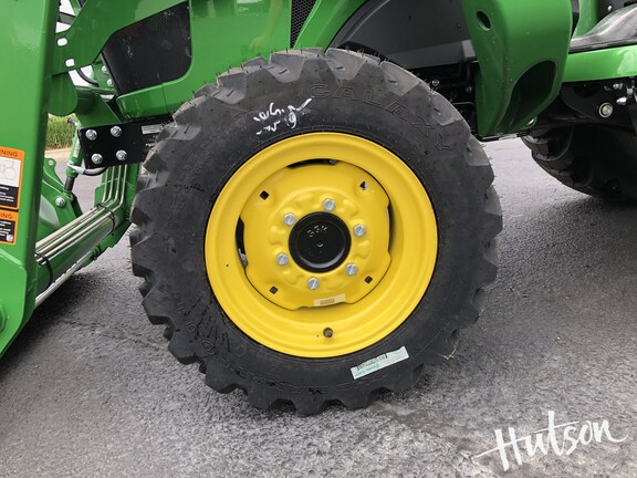 Photo of 2024 John Deere 3038E
