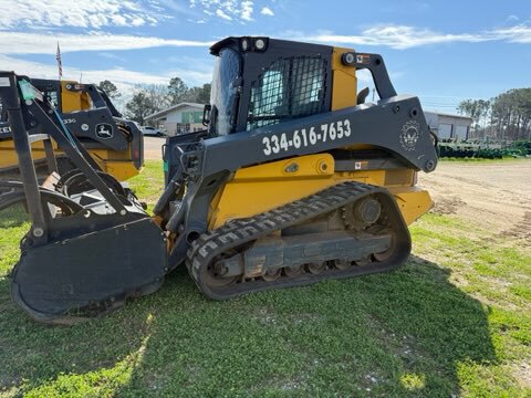 2021 John Deere 331G Photo 6