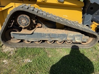 2021 John Deere 331G Photo 10