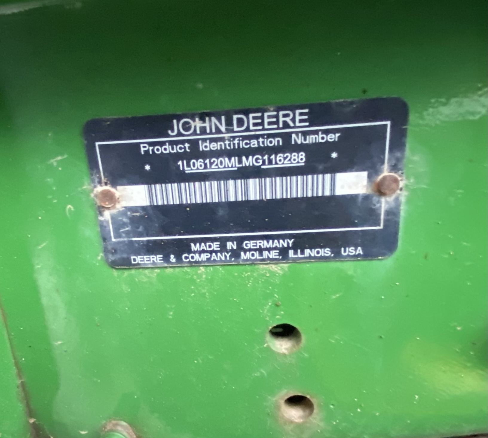 2021 John Deere 6120M Image 12