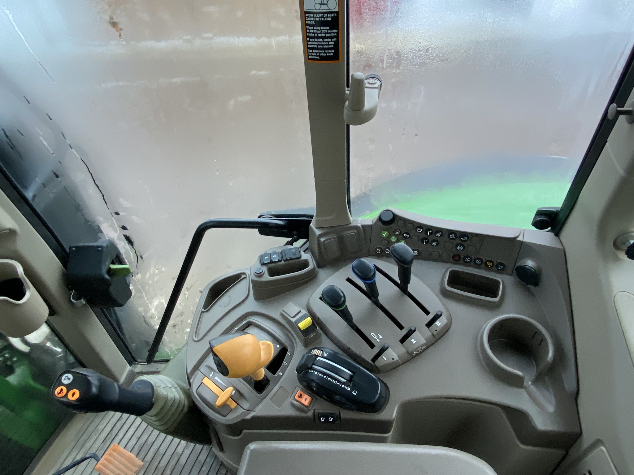 2021 John Deere 6120M Image 8