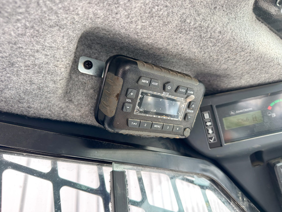 2019 John-Deere 333G