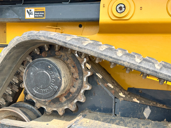 2019 John-Deere 333G