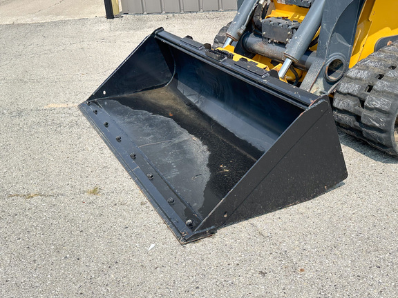 2019 John-Deere 333G