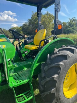 2022 John Deere 5075E