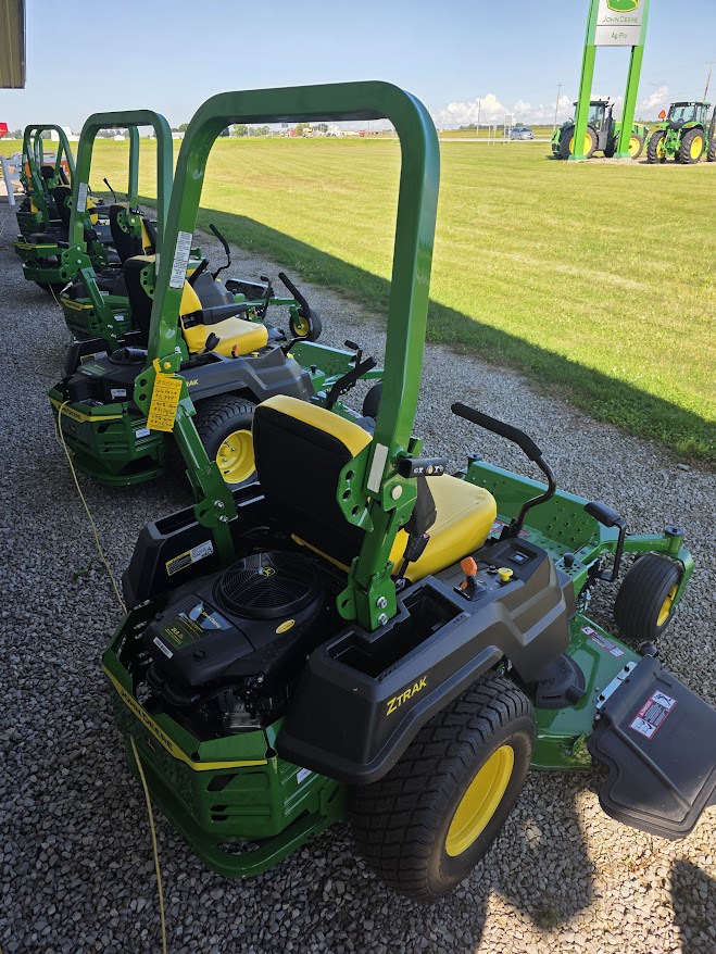 2025 John Deere Z515E Image 3