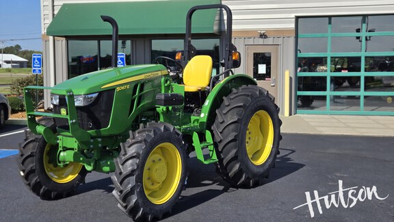 Photo of 2024 John Deere 5067E