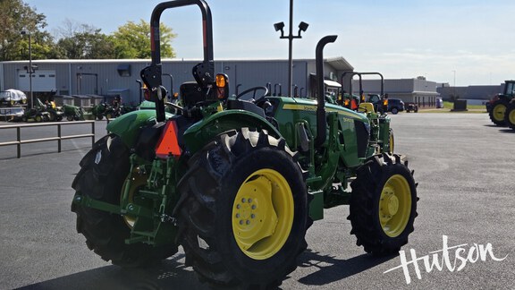 Photo of 2024 John Deere 5067E