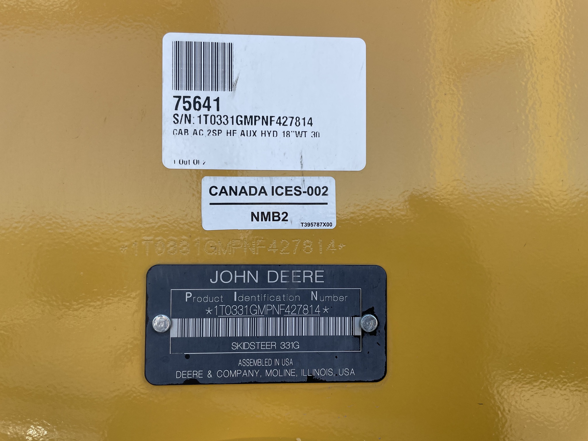 2022 John Deere 331G Image 9