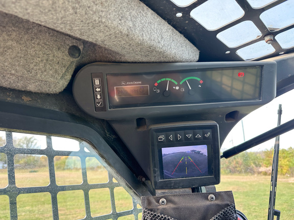 2023 John-Deere 317G