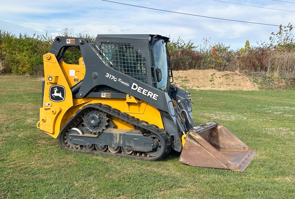 2023 John-Deere 317G