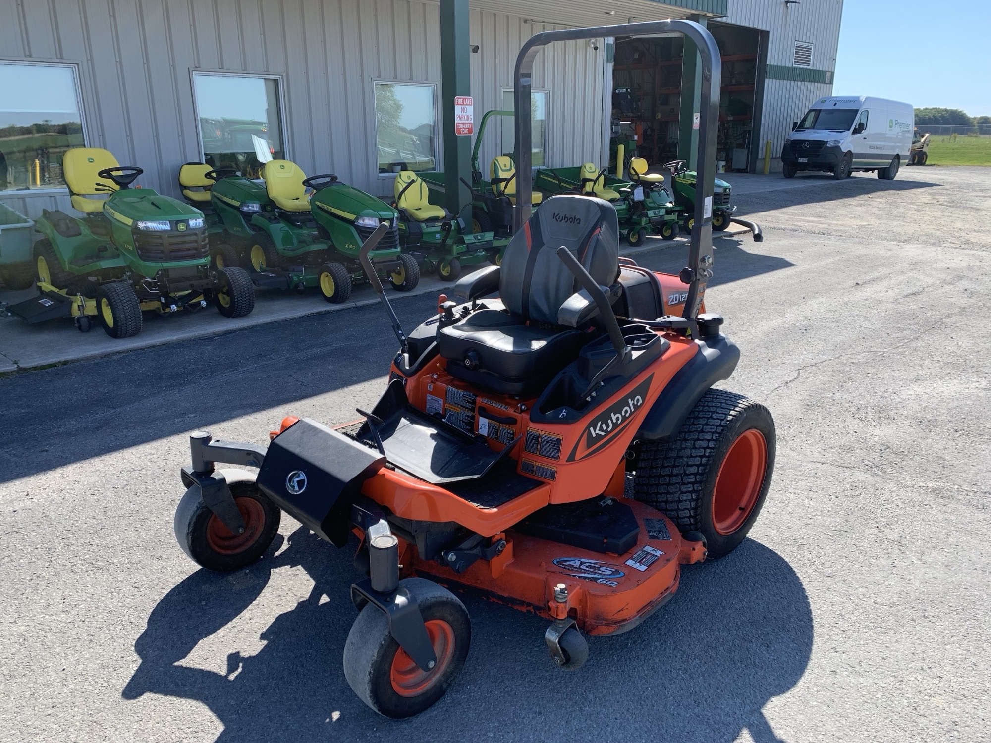 2023 Kubota ZD1211 Image 2