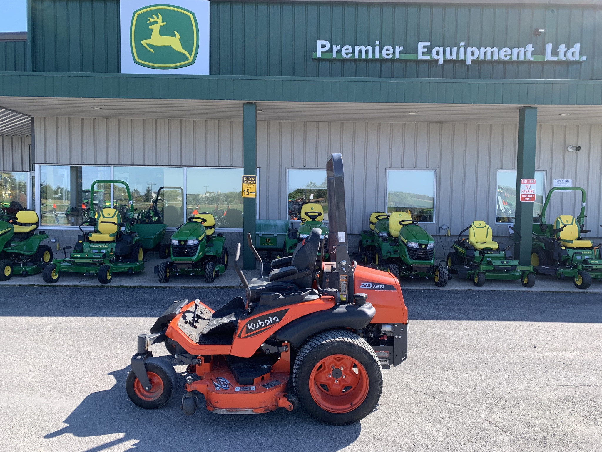 2023 Kubota ZD1211 Image 1