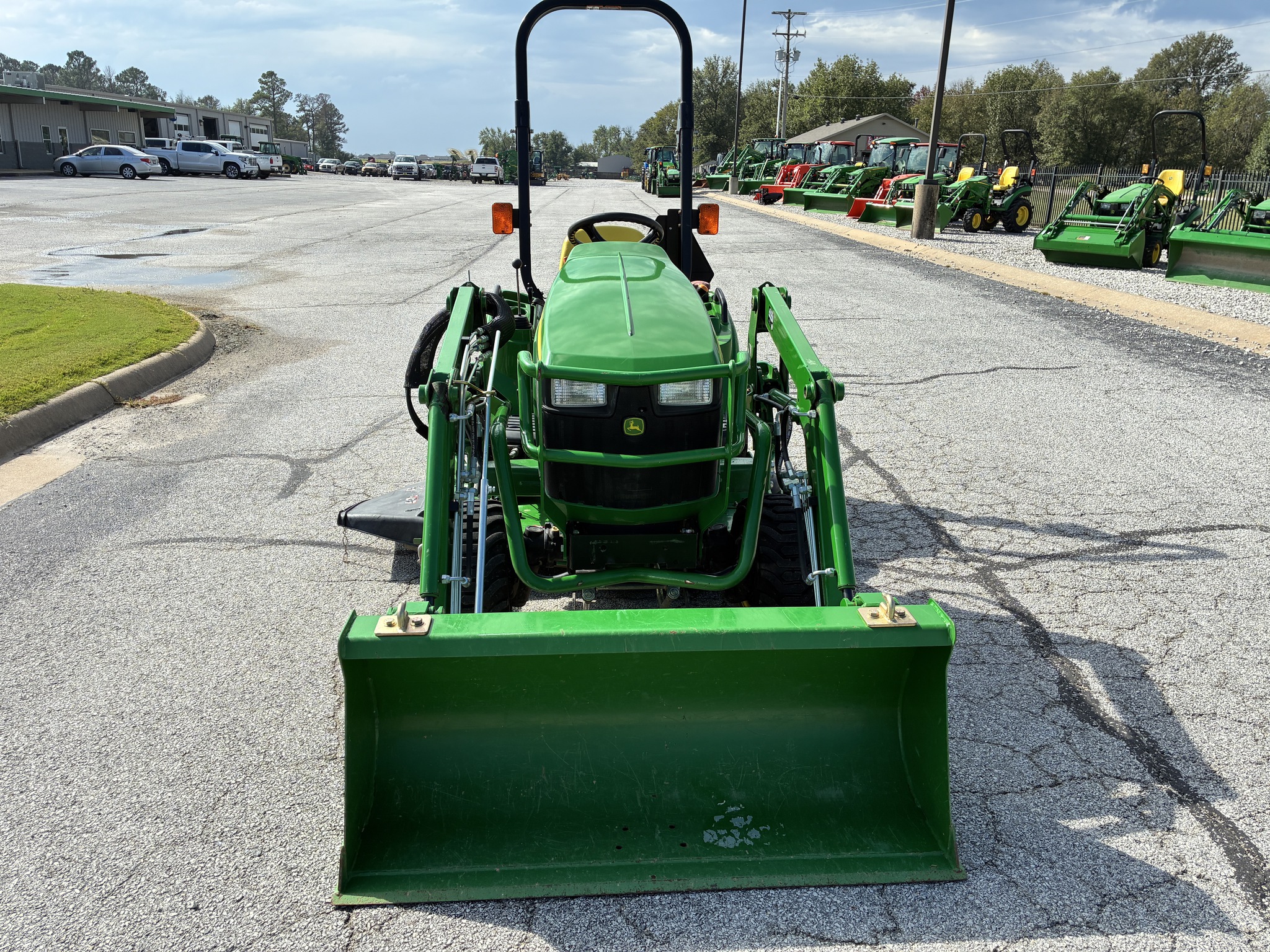 2012 John Deere 1023E Image 3