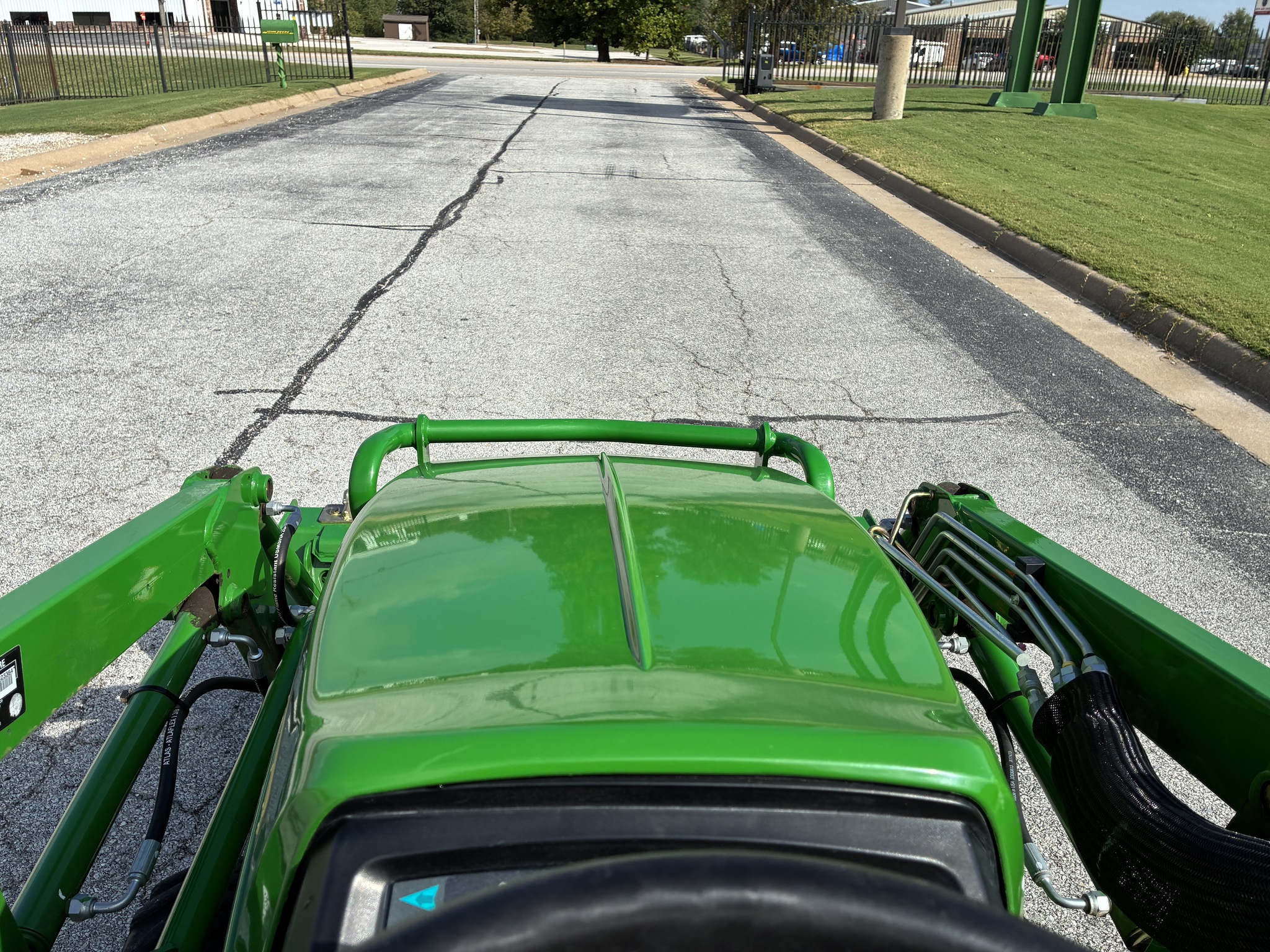 2012 John Deere 1023E Image 18