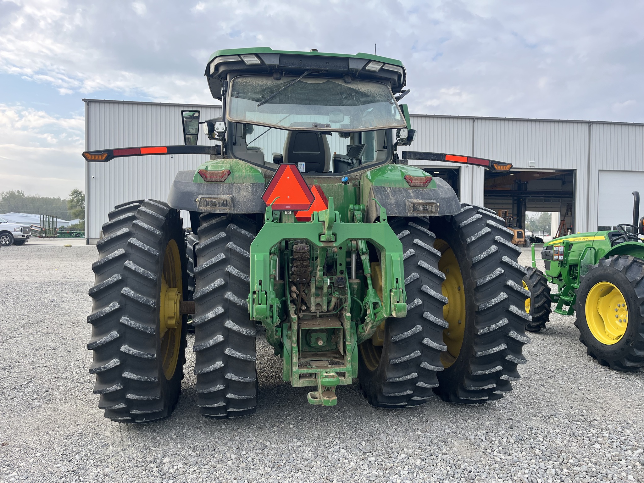 2023 John Deere 8R 340 Image 5