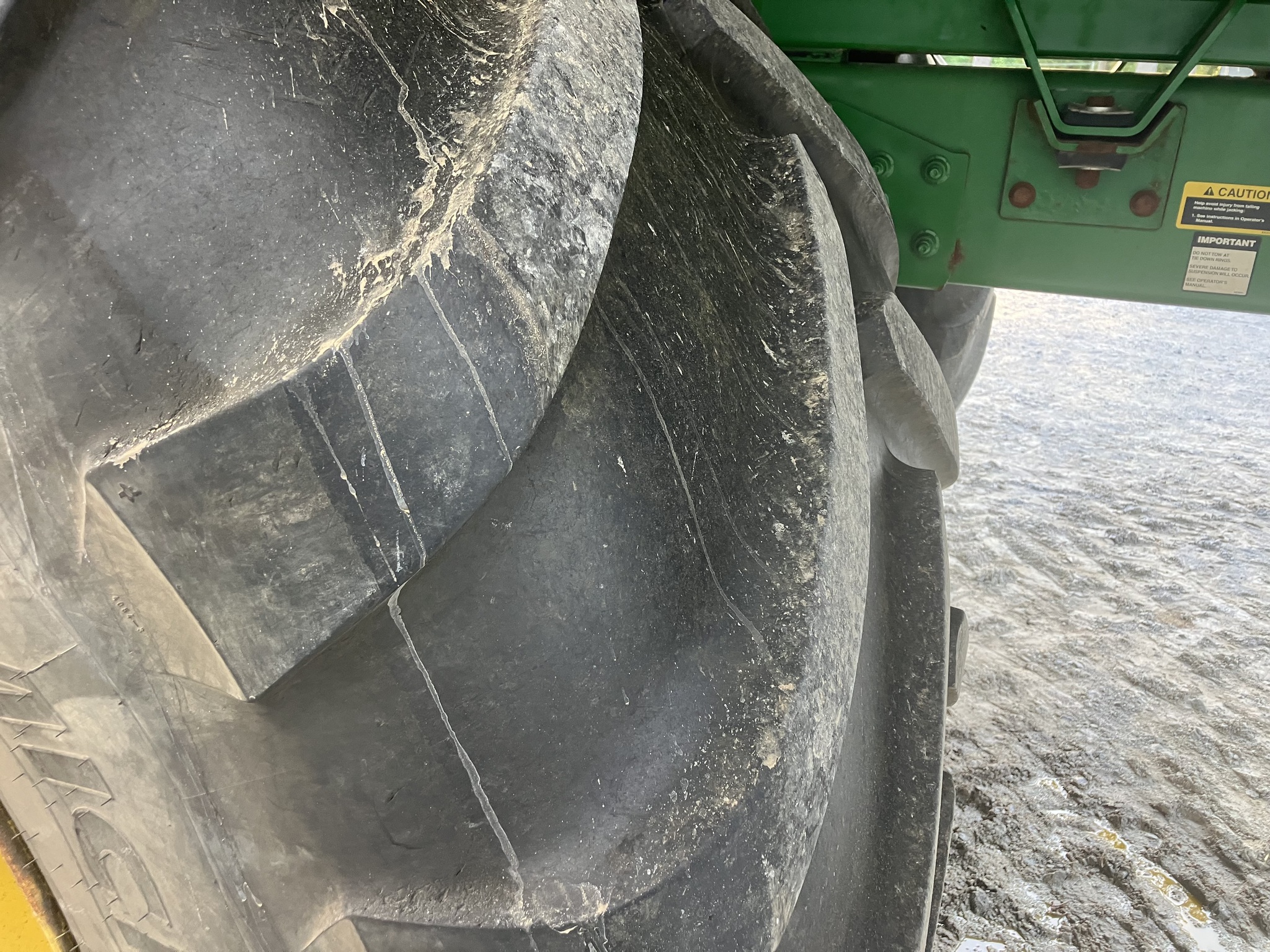 2016 John Deere F4365 Image 14