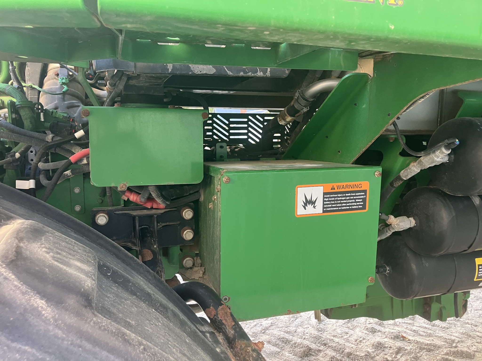2016 John Deere F4365 Image 8