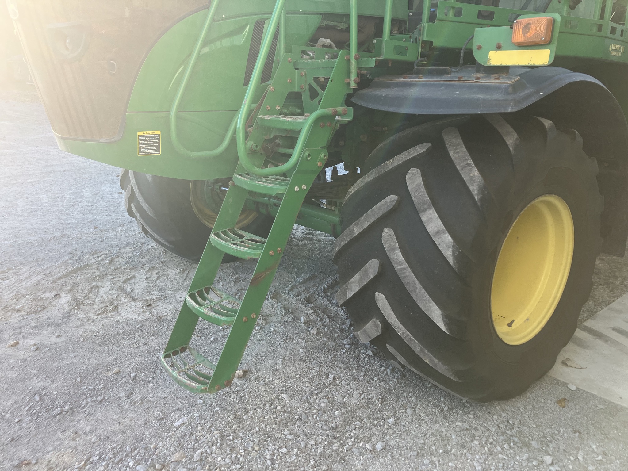 2016 John Deere F4365 Image 16