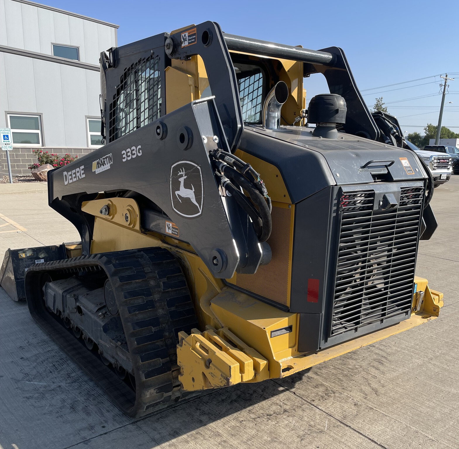 2023 John Deere 333G Image 6