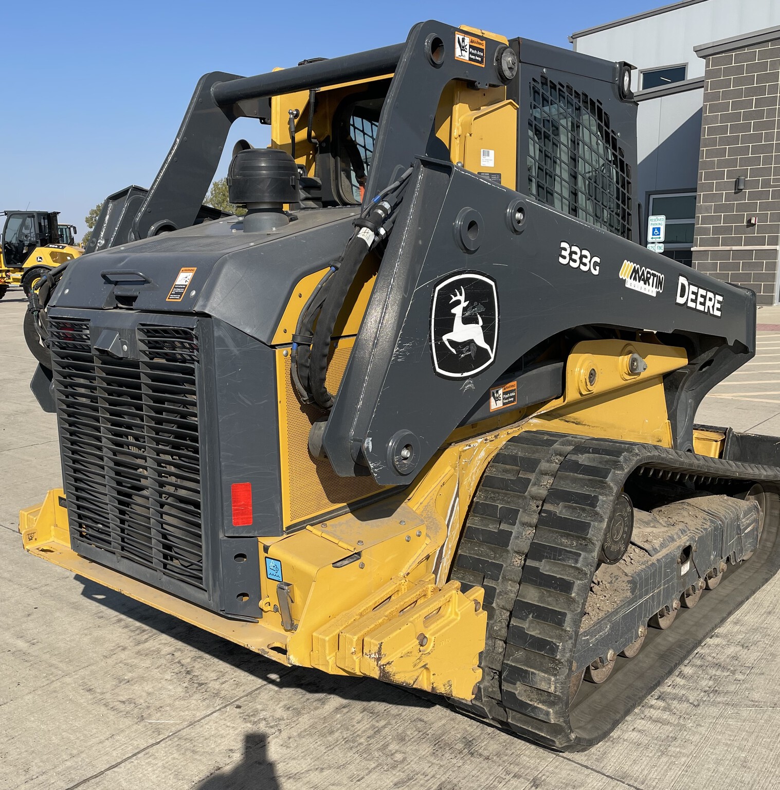 2023 John Deere 333G Image 5