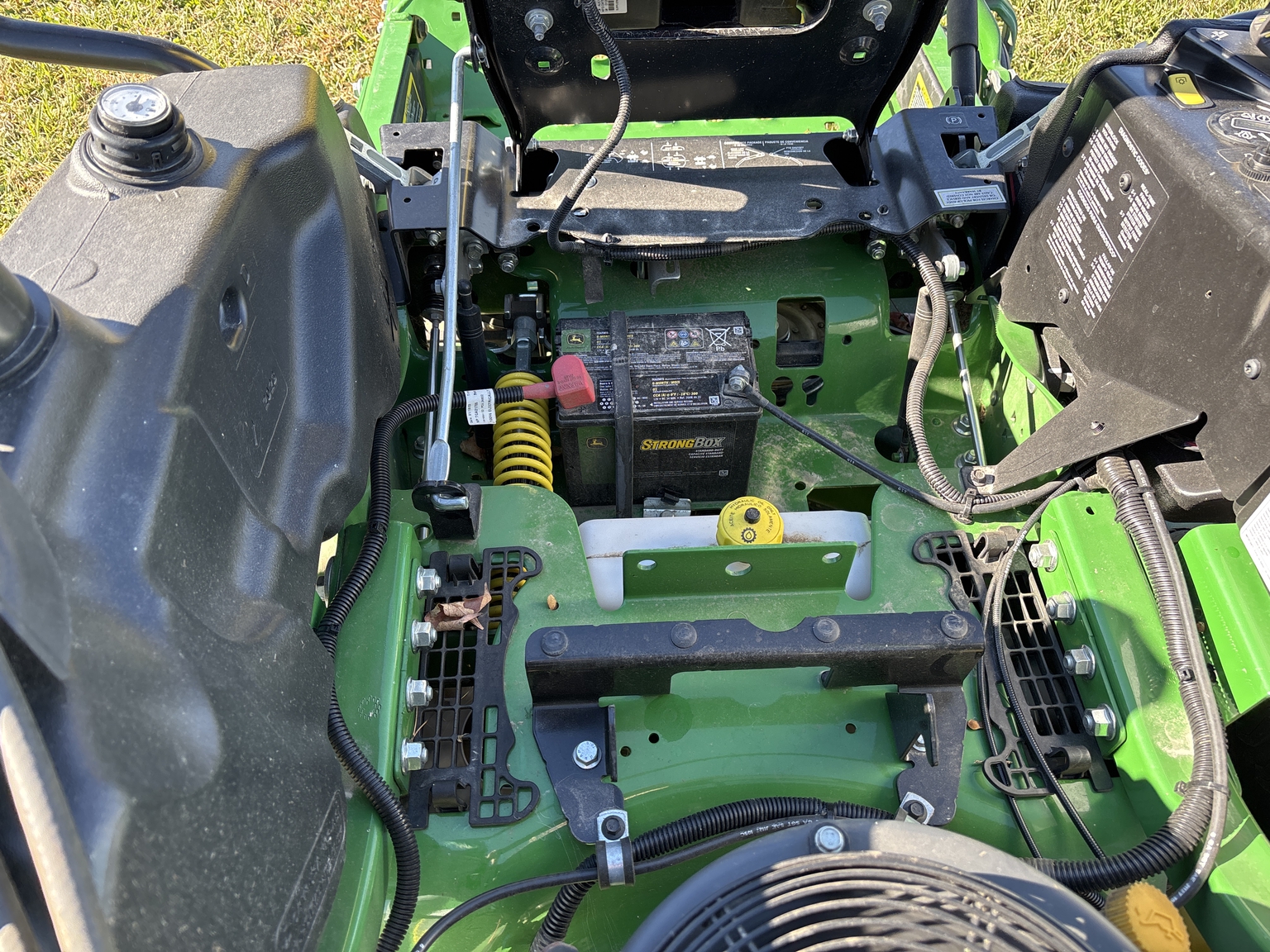 Used 2023 John Deere Z930M Zero Turn Mowers at Koenig Equipment in Urbana, OH - PhotoXL16