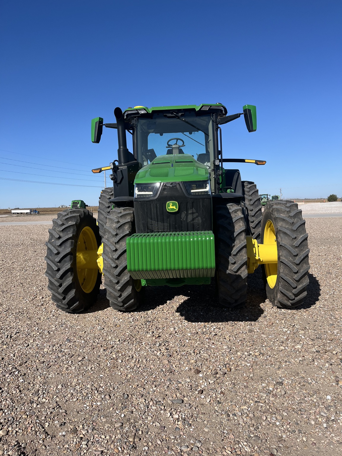 2025 John Deere 8R 340 Image 2