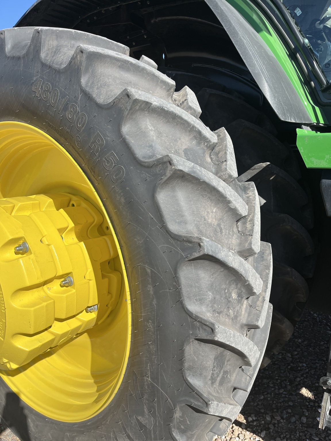 2025 John Deere 8R 340 Image 10