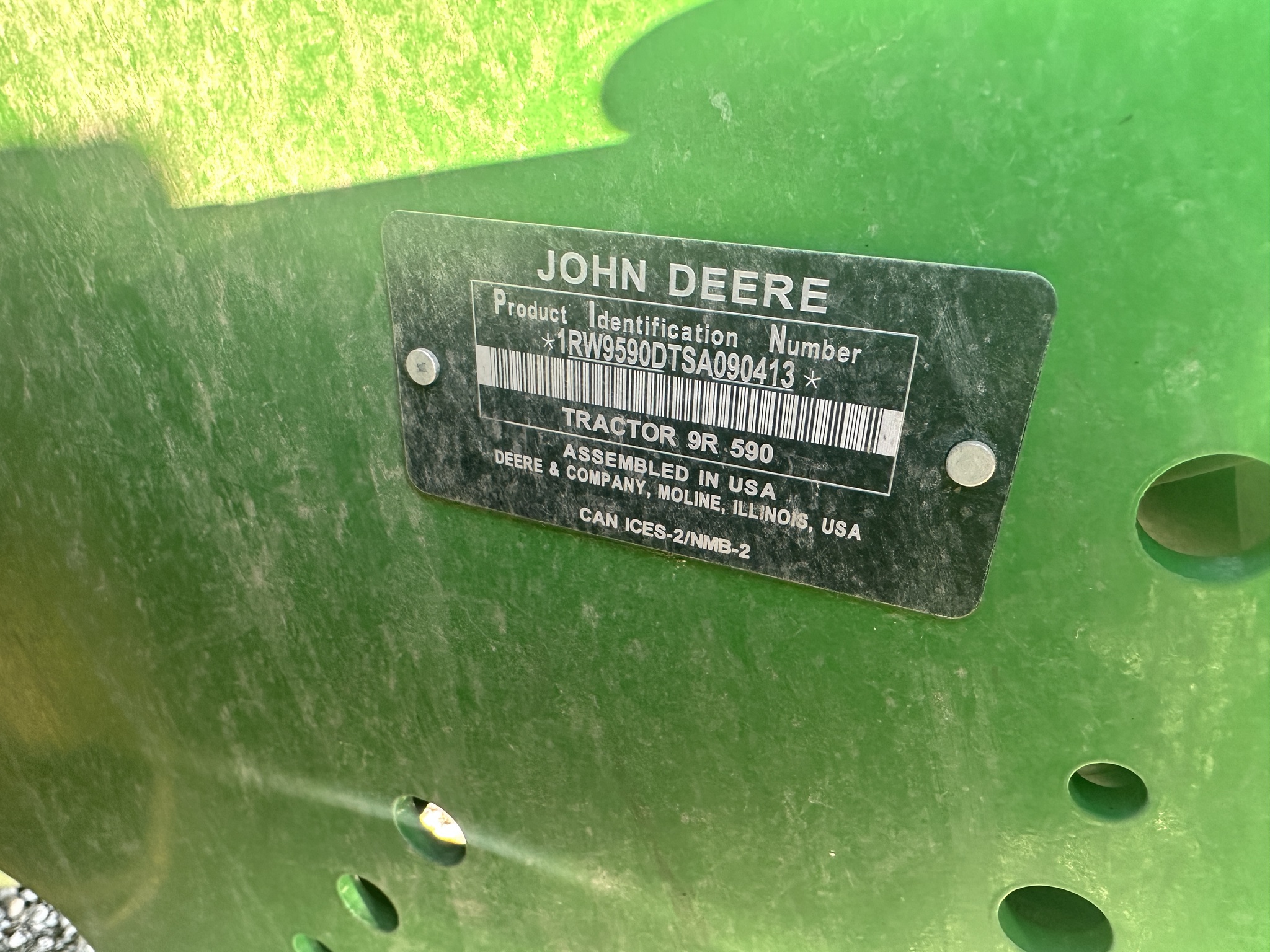 2025 John Deere 9R 590 Image 2