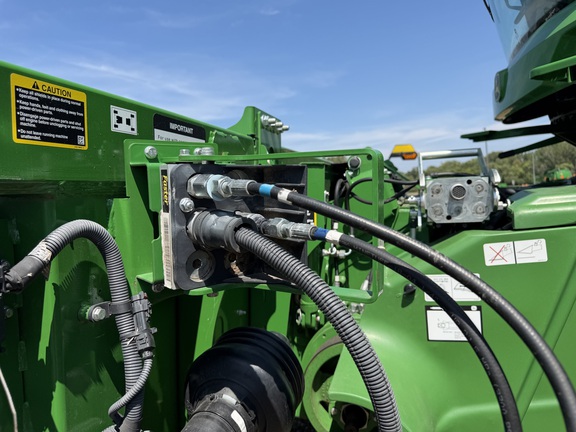 2023 John Deere C18R - Photo11