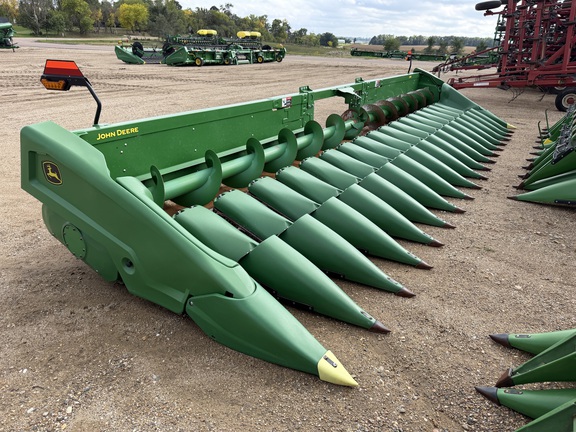  John Deere C18R