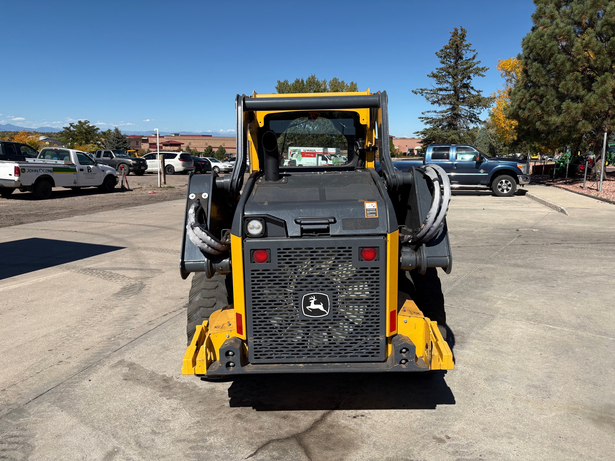 2022 John Deere 324G Image 4