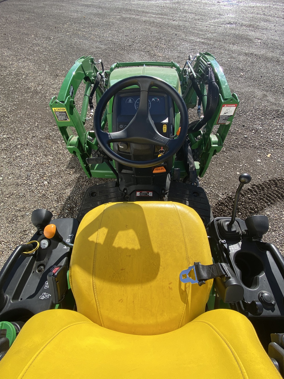 2021 John Deere 1025R Image 9